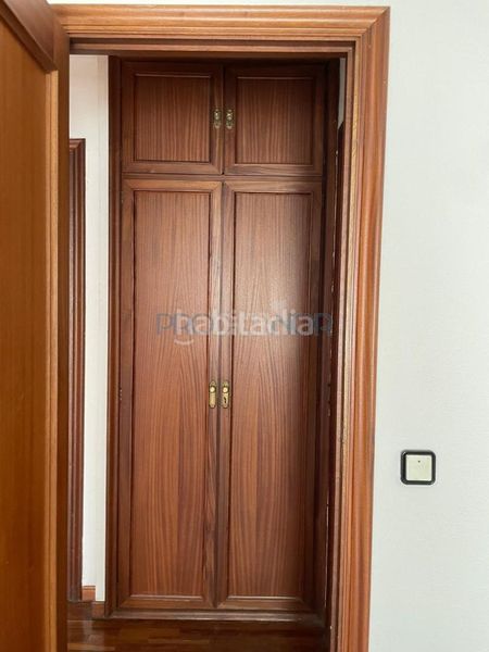 Foto 07bd4d83-4e9d-440a-a31c-eb46ff6e51b8. Pis amb calefacció aparcament a Centro Ciudad León