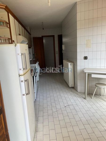 Foto 2a64abb4-96b8-479a-87c4-d3b01eddd685. Pis amb calefacció aparcament a Centro Ciudad León