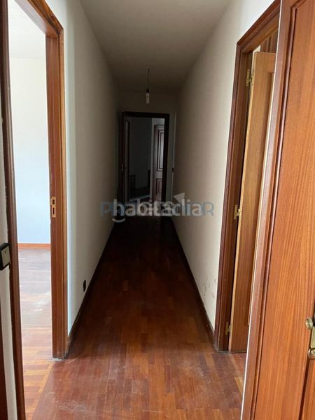 Foto f884121f-1cf9-452f-b076-ee809bc48225. Pis amb calefacció aparcament a Centro Ciudad León