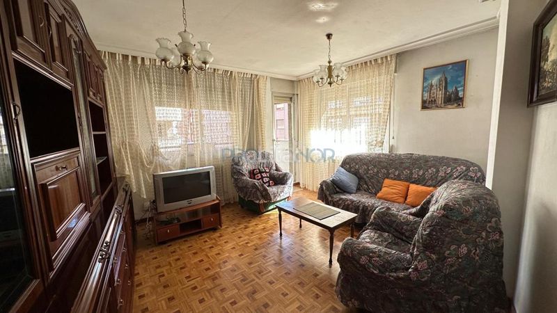 Foto ad0675a1-023a-4555-ac36-db93716c3778. Piso en San Esteban León