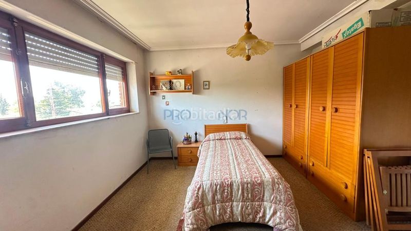 Foto 0f3cd6cc-031e-453f-9982-d4c31a436a56. Casa amb calefacció aparcament a Carrizo