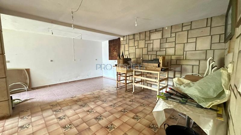 Foto c9e56fe5-29e5-4f04-9364-86e1ded31606. Casa amb calefacció aparcament a Carrizo