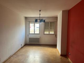 Appartement à La Lastra. Vivienda en venta calle campos góticos