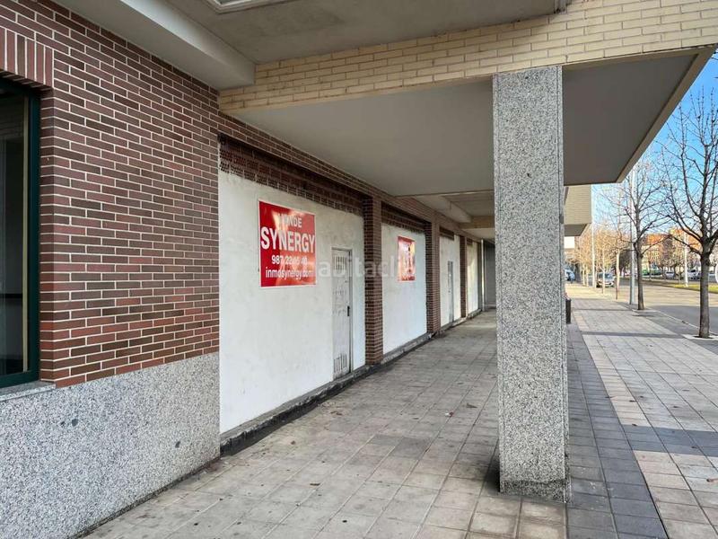 Foto 833992d4-6f5d-4084-8a6b-2e7fee3a8b9c. Local comercial a San Claudio - La Chantría León