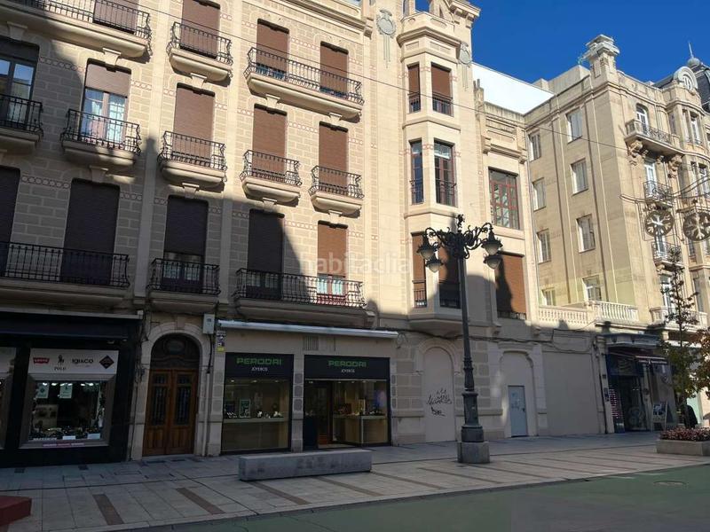 Foto 212dfe71-1b54-435d-a510-4b69fc783d7c. Lloguer local comercial a Centro Ciudad León