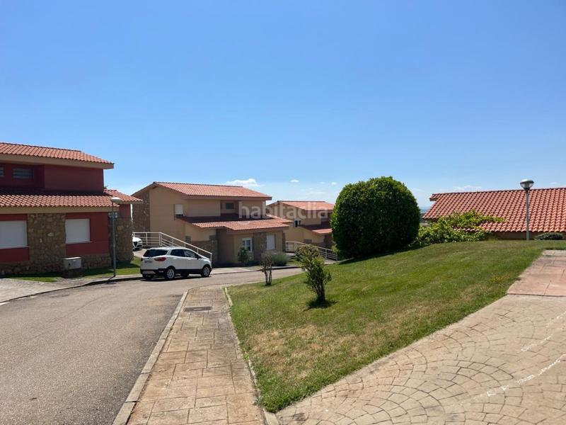 Foto 2970f9ff-f81b-4f5e-95a2-74a53eaa7ec8. Casa a schiera con riscaldamento in Valverde de la Virgen