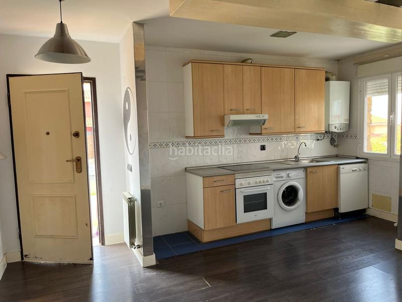 Foto bae4cebf-f149-434d-a8cb-37bed7e2a516. Casa a schiera con riscaldamento in Valverde de la Virgen