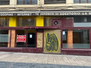 Affitto Locale commerciale in Casco Antiguo. Local en alquiler en la zona de la catedal y calle ancha
