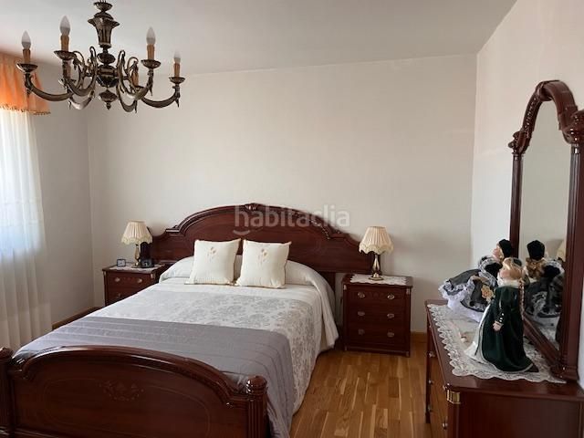 Foto b962ea3b-af2b-445e-99b1-51d33375f974. Casa amb calefacció a Villaturiel