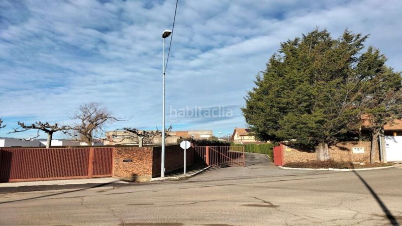 Foto 65fc64b8-bb67-4bf7-a157-e3846b7e2d4d. Affitto edificio in Villaquilambre
