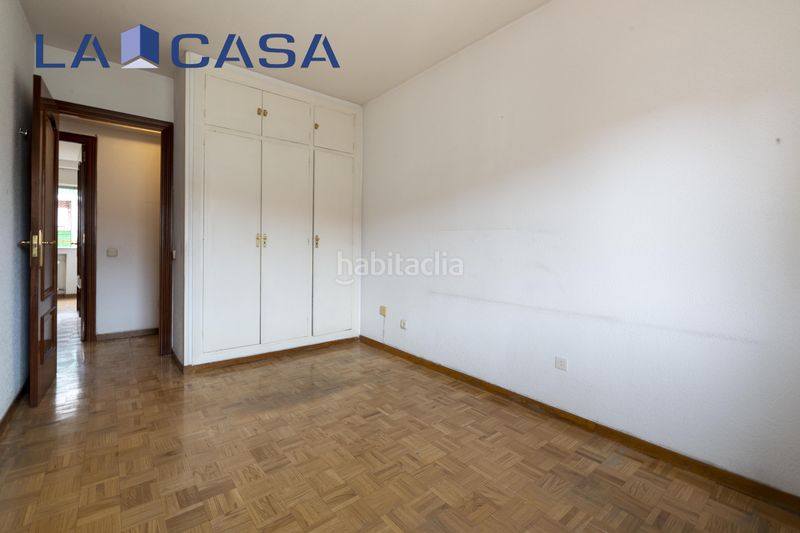 Foto aedd6610-5418-47bf-8d43-425c277c3381. Pis amb calefacció aparcament a Vista Alegre Madrid