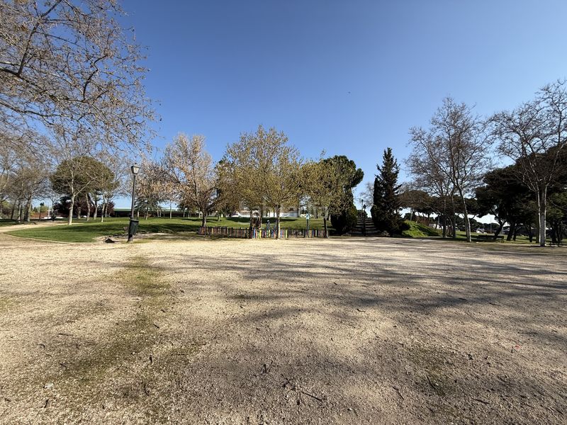 Foto c7218256-6f12-43a0-b6c4-915930c6491e. Pis amb calefacció a San Isidro Madrid