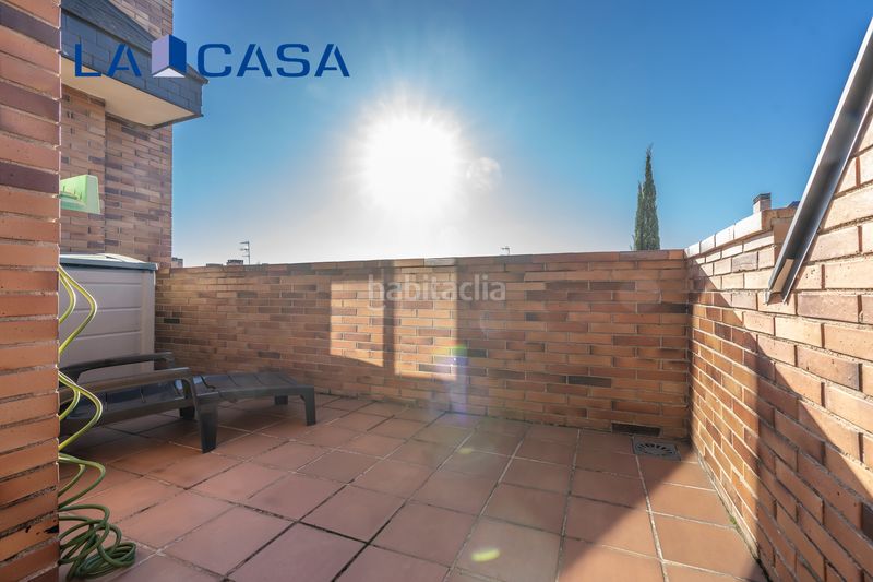 Foto 5a132f76-eee4-4f29-a661-d7e60ff5301a. Àtic amb calefacció aparcament piscina a El Pinar-Punta Galea Rozas de Madrid (Las)