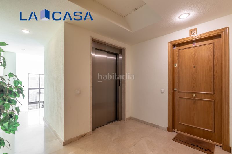 Foto f6392c27-60f2-4cc3-a998-5211df7b0df4. Àtic amb calefacció aparcament piscina a El Pinar-Punta Galea Rozas de Madrid (Las)