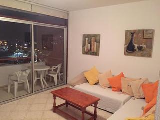 Apartamento en Plaza de las américas 6. Apartamento con vistas a la playa y muelle