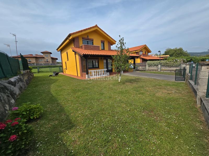 Foto 1976a3dc-daa3-47fc-9f30-ed1863c2f654. Chalet en calle el parque 15 chalet Galizano en Galizano Ribamontán al Mar