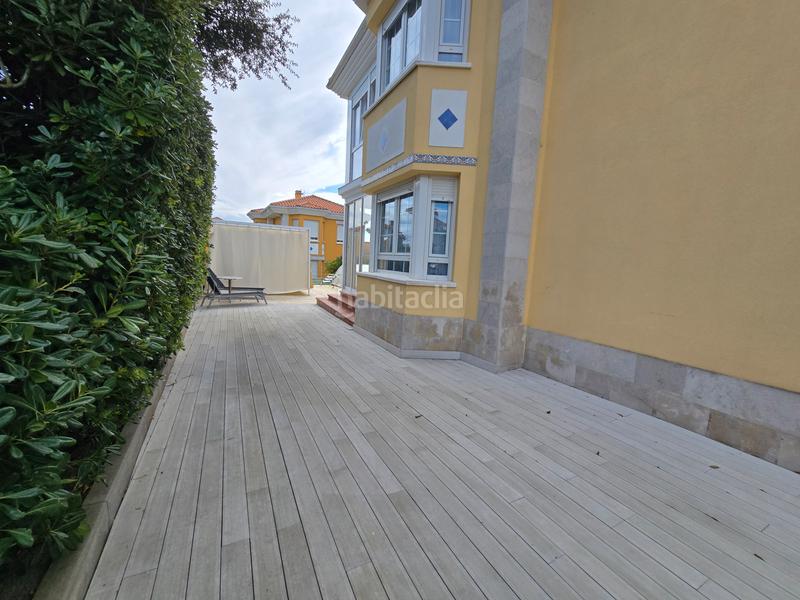 Foto 35aa6aef-53eb-4426-a959-f7855f807d53. Maison jumelée dans calle tarredondas 41 dans Ajo Bareyo