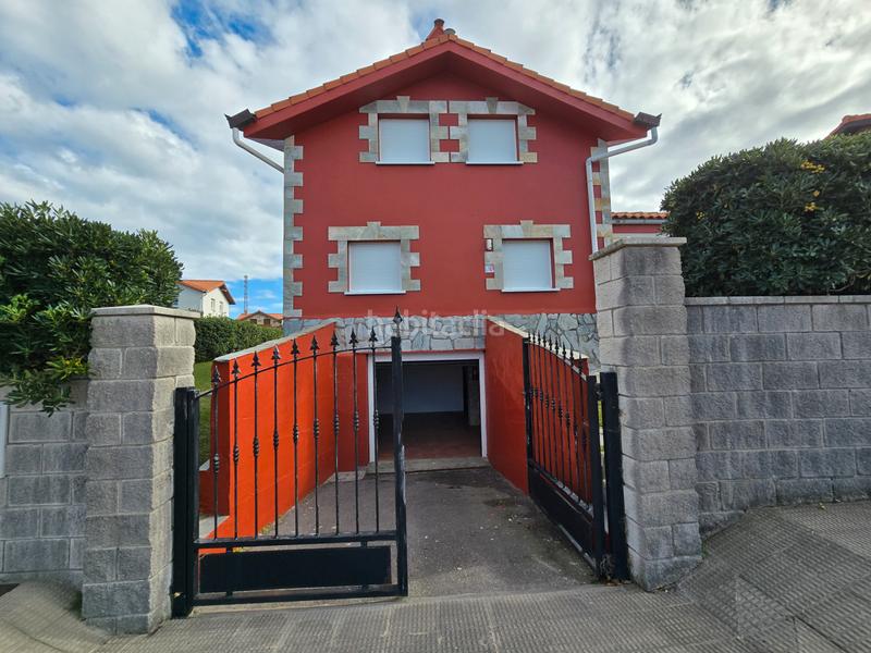 Foto 4230a785-c45a-49c1-ac11-c5aa1a9a780a. Xalet a avenida del faro 2388 a Ajo Bareyo