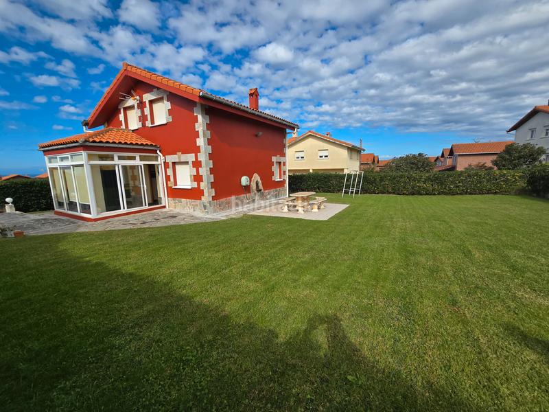 Foto 8e0d9234-fc0b-4630-872a-9d5644361b4e. Xalet a avenida del faro 2388 a Ajo Bareyo