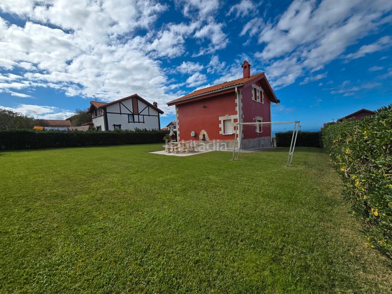 Foto d3eecc44-68c2-49a2-8fed-de5bee53b6ca. Xalet a avenida del faro 2388 a Ajo Bareyo