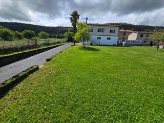 Bauernhof in Barrio arnuero-palacio 11. Casa arnuero