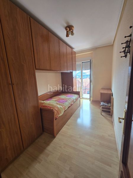 Foto c3925f8c-b5ee-428e-9c33-ad572c8bf07d. Pis a Santoña