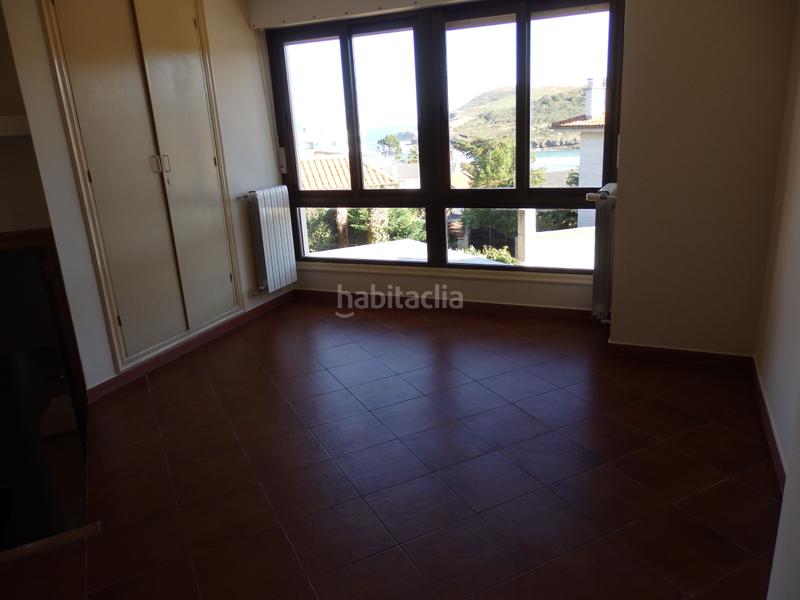 Foto dc82edd6-ebe4-41e0-aa32-8ea8cd3d82ba. Chalet mit heizung parking pool in Ajo Bareyo