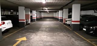 Parking coche en Urkiola kalea 11