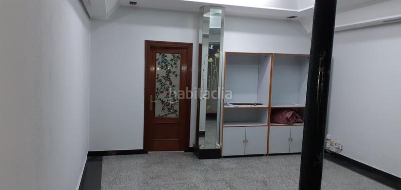 Foto 84d59bdd-cf37-4745-8718-e84cd26c2cd3. Alquiler local comercial en calle belosticalle 6 en Bilbao