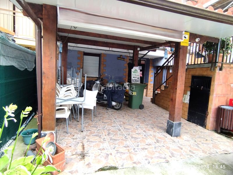 Foto ce032da4-297e-4fd9-be2c-e413db3db8ee. Casa adossada amb xemeneia calefacció aparcament a Castro - Urdiales