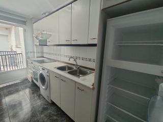 Apartament  Avenida maragatos. Apartamento, situado en la av. maragatos. sin cuestas