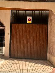 Location Parking moto  Avenida maragatos. Garaje para moto, en avenida maragatos
