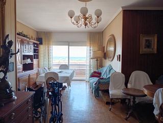 Pis a Ronda de madrid 30. Vivienda muy amplia y espectaculares vistas