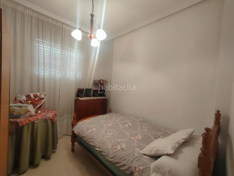 Foto bc306893-7a0a-4e91-8475-ad21bc398339. Edifici a San Cristóbal de Entreviñas