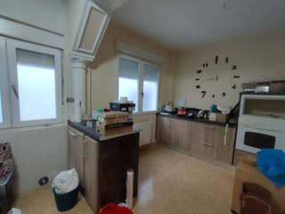 Apartament  Avenida federico silva. Vivienda reformada. con orientación sur.