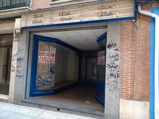 Lloguer Local Comercial a Calle de francos 25. Local en alquiler montado en el centro de benavente