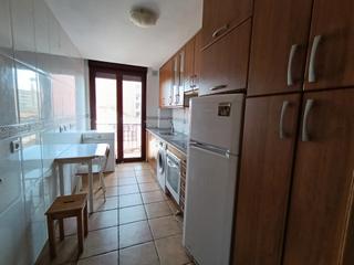 Apartament  Calle ciudad de toro. Vivienda muy soleada