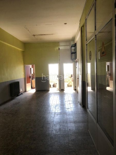 Foto 2f42da68-5b11-444b-b960-6be1b5e8b934. Local comercial a Benavente