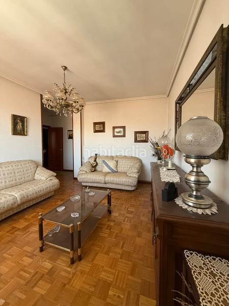 Foto 217aeb20-92fc-4f09-b7d1-efa40660ff50. Pis a Benavente