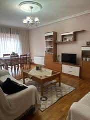 Pis  Plaza de la madera. Venta de piso en el centro