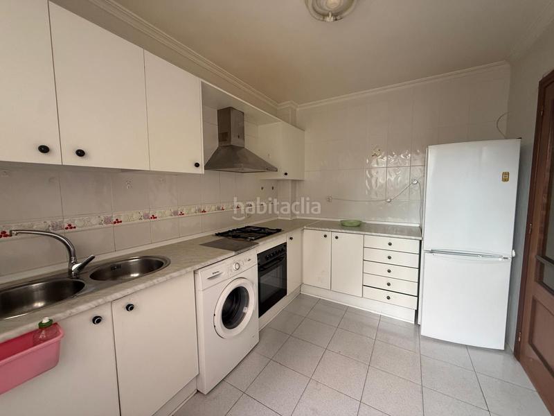 Foto 7a891b0c-c57c-4147-8bf2-1a8eccf567df. Pis a Benavente