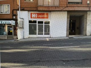 Lloguer Local Comercial a Calle renueva 24. Alquiler local