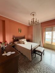 Pis  Calle doctor garcía muñoz 5. Venta piso en el centro