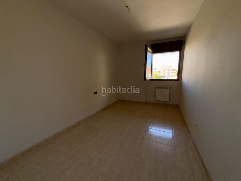 Foto 9d659a10-82c7-4f00-b454-82b007dc9b38. Pis a avenida el ferial 109 a Benavente