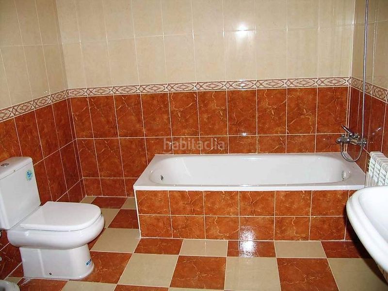 Foto b635397f-56de-454b-8895-f17a0ace9545. Pis a calle troncoso 2 a Medina del Campo