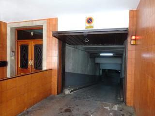 Aparcament cotxe a Plaza segovia 2