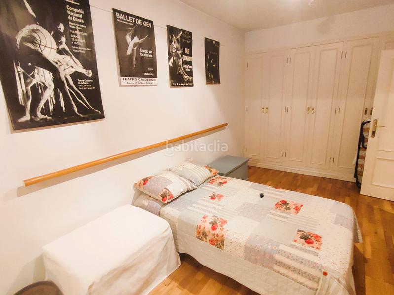 Foto 05a300e8-3a87-4780-83d6-e33f71800471. Chalet con camino riscaldamento parcheggio piscina in Valladolid