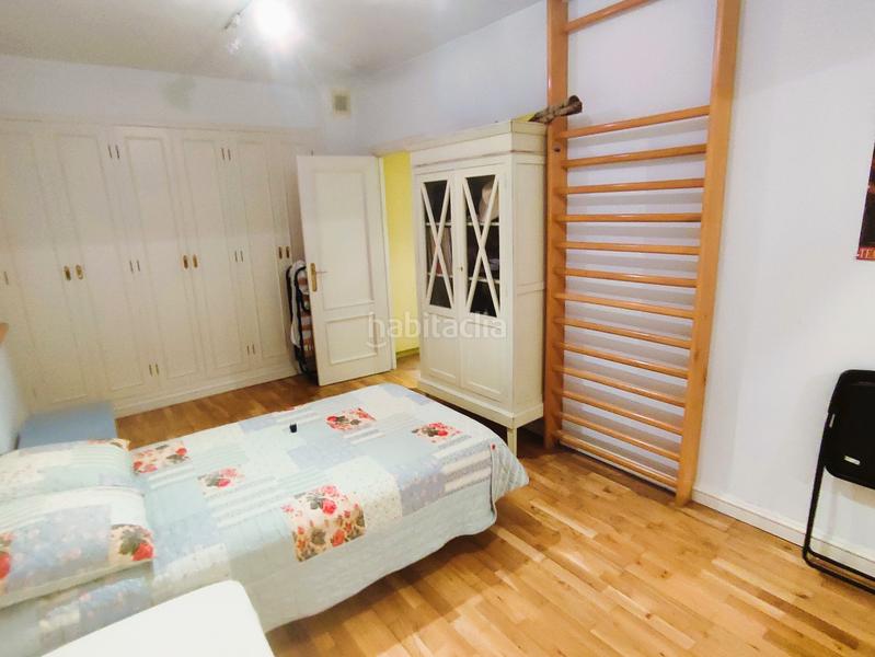 Foto 5db4183c-dca6-4ff9-a3ce-c2e5b699b80a. Chalet con camino riscaldamento parcheggio piscina in Valladolid