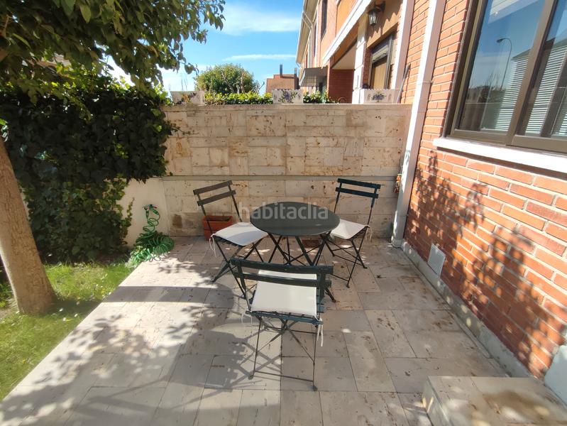 Foto 79ac004b-602d-4a23-89e1-6345db1866d6. Chalet con camino riscaldamento parcheggio piscina in Valladolid