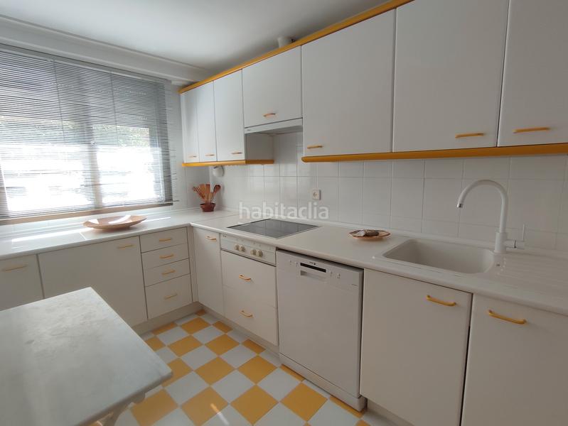 Foto 950a204a-6cd6-4b60-bf11-faaf99c86ba8. Chalet con camino riscaldamento parcheggio piscina in Valladolid